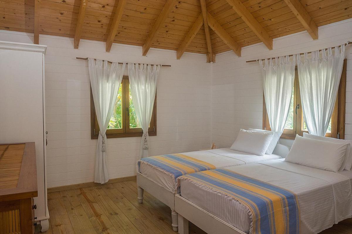 La Pointe Beach Huts Baie Sainte Anne Zewnętrze zdjęcie