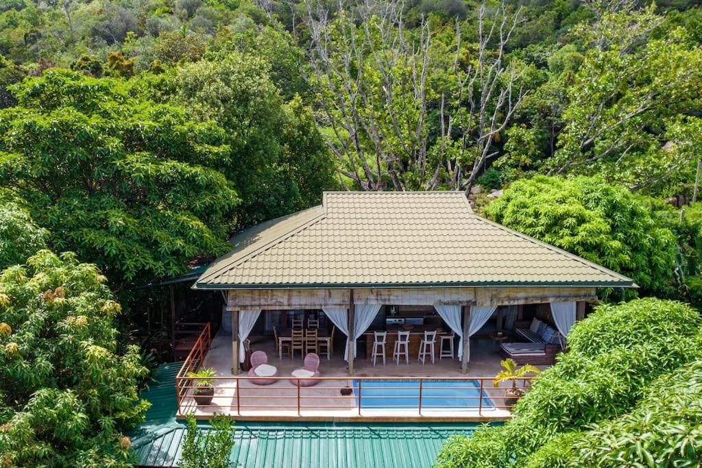 La Pointe Beach Huts Baie Sainte Anne Zewnętrze zdjęcie