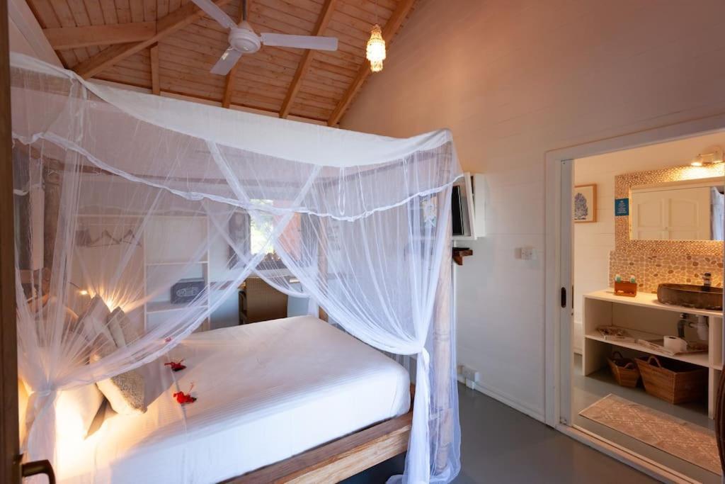 La Pointe Beach Huts Baie Sainte Anne Zewnętrze zdjęcie